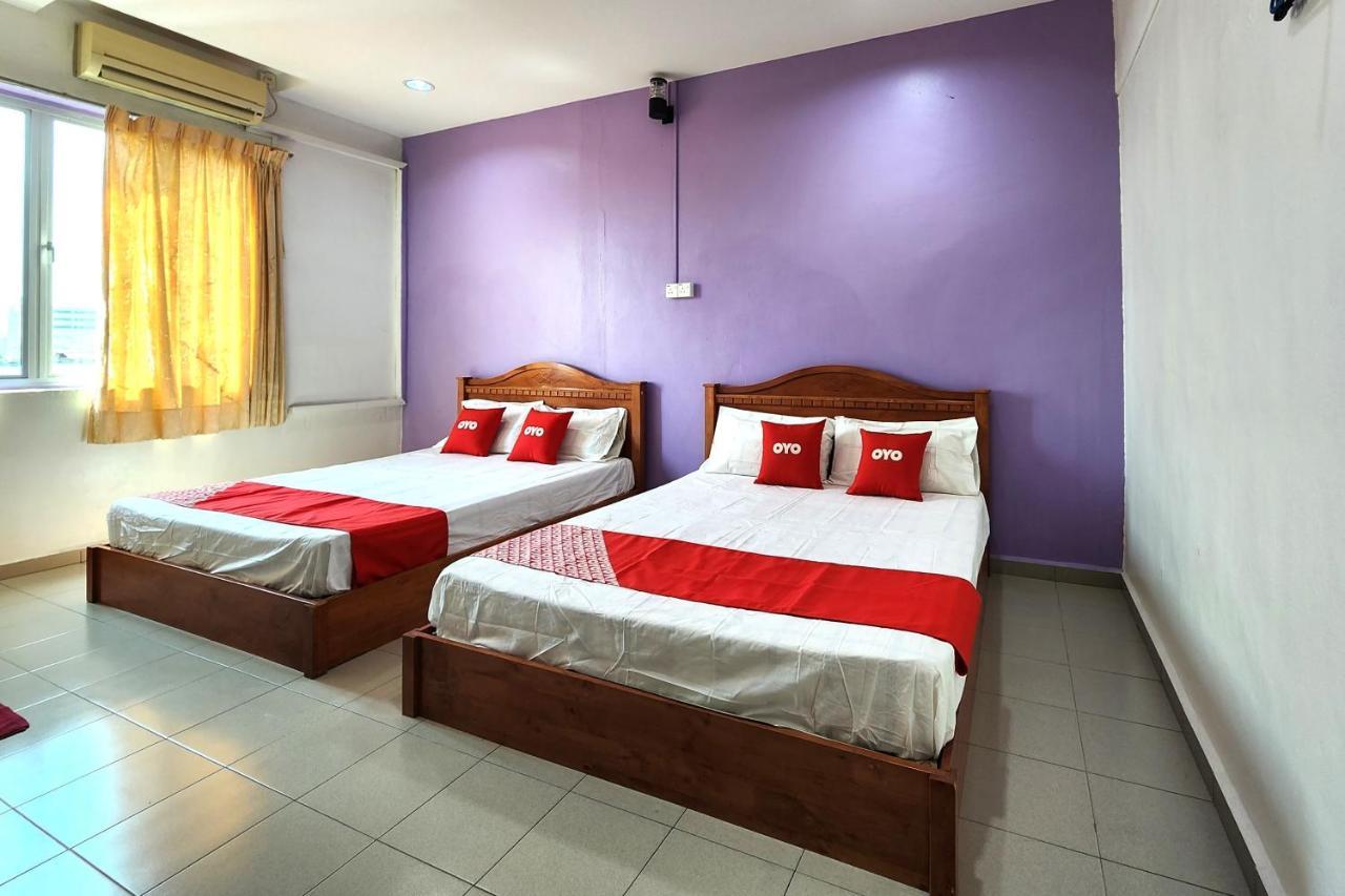 Oyo 90743 Hotel Ban Cheong Kangar Extérieur photo